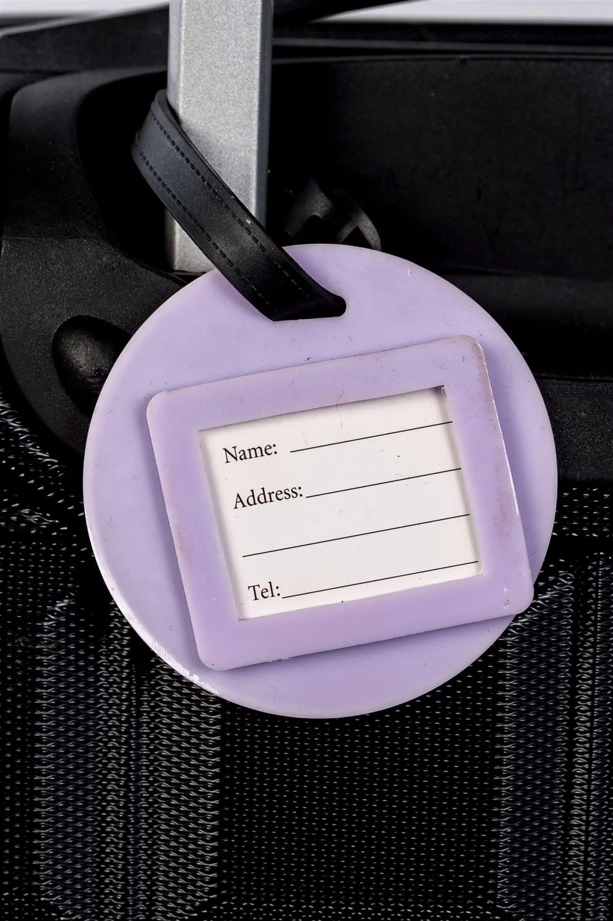 Circle Luggage Initial Letter "P" Tag