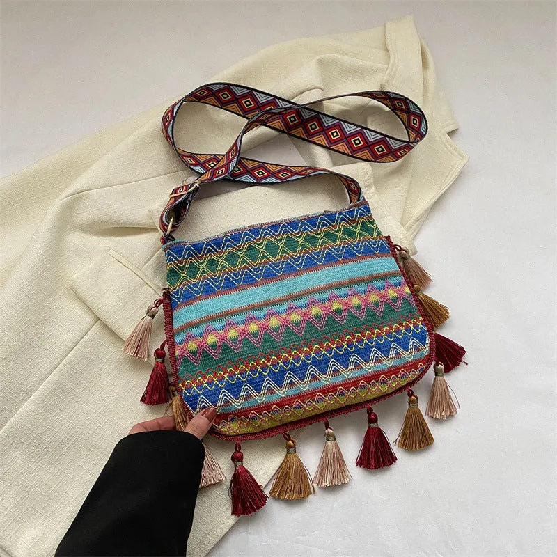 CL1168 - Trendy Retro Crossbody Woven Bag